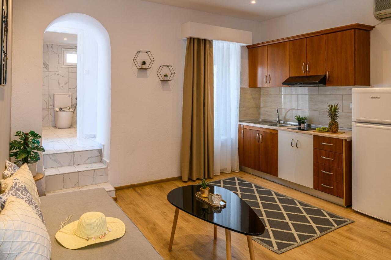 La Maison Apartment Limenaria  Bagian luar foto